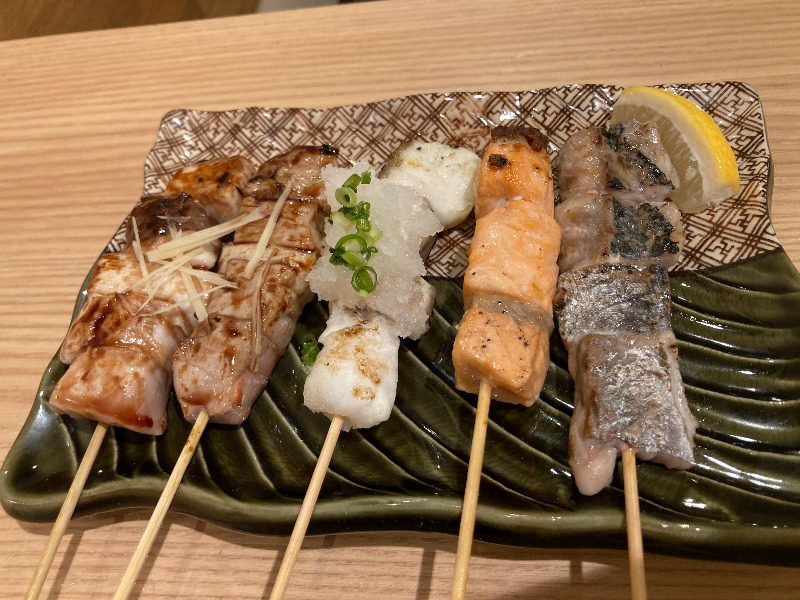 2026/08/02　魚串焼きは塩とタレでしっかり味付け